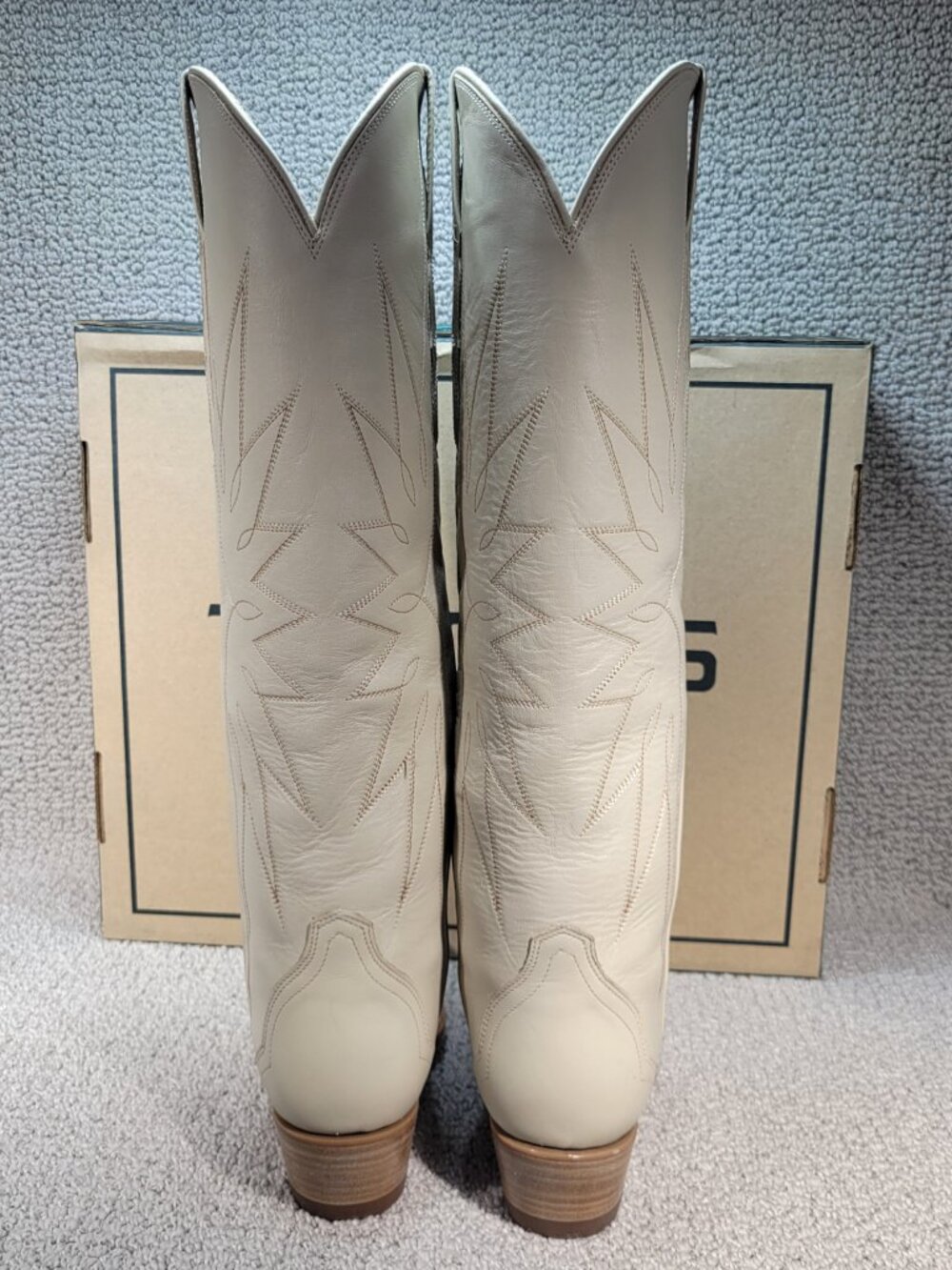 Tecovas The Loretta Women's US Size 8.5B Cream Cowhide Leather Cowgirl Boots - Picture 3 of 10